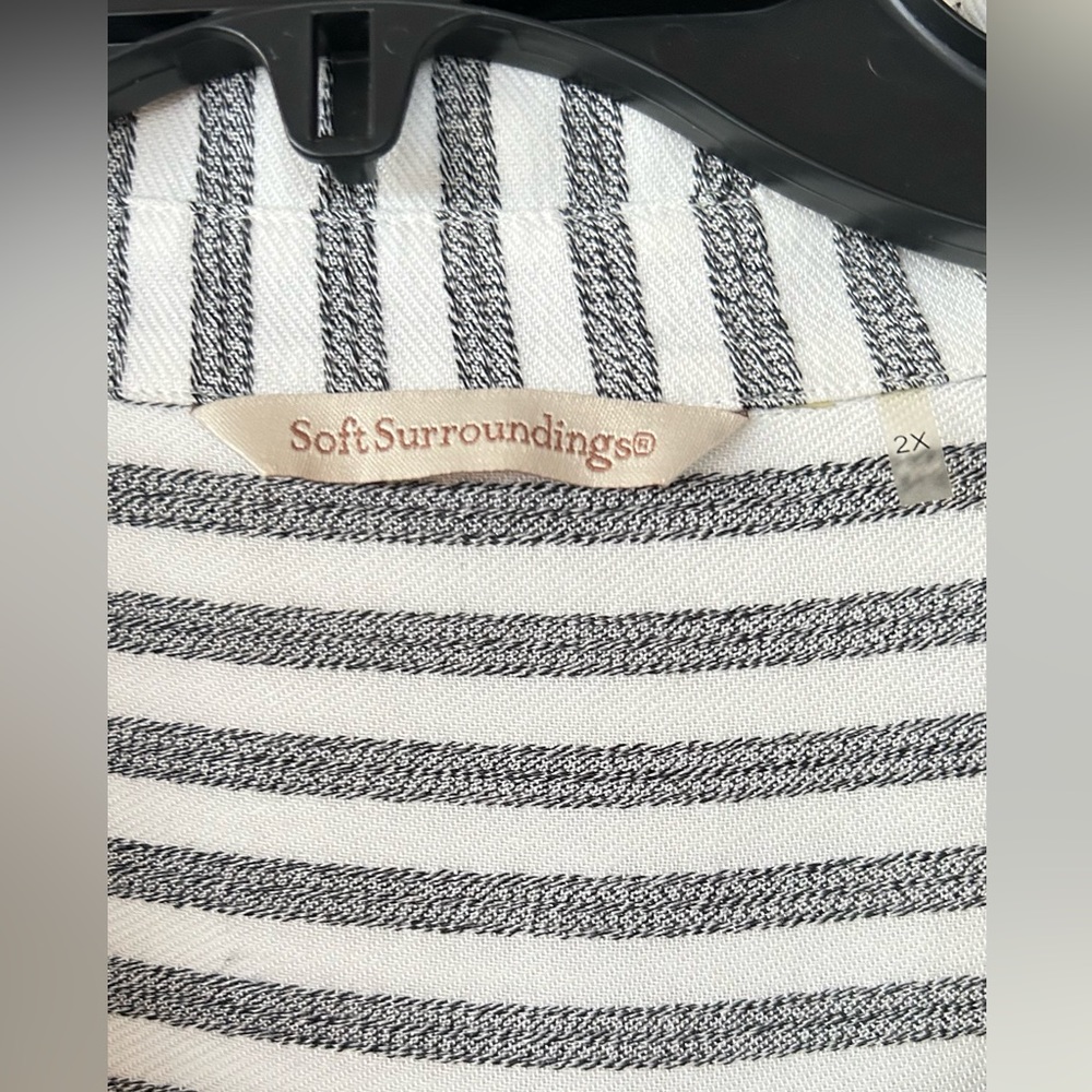 Soft Surroundings Gray and White Striped Button-Front Tunic Blouse - Picture 3 of 9